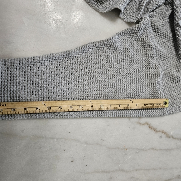 AndTheWhy Textured Woman Blouse, Size M - Picture 6 of 10